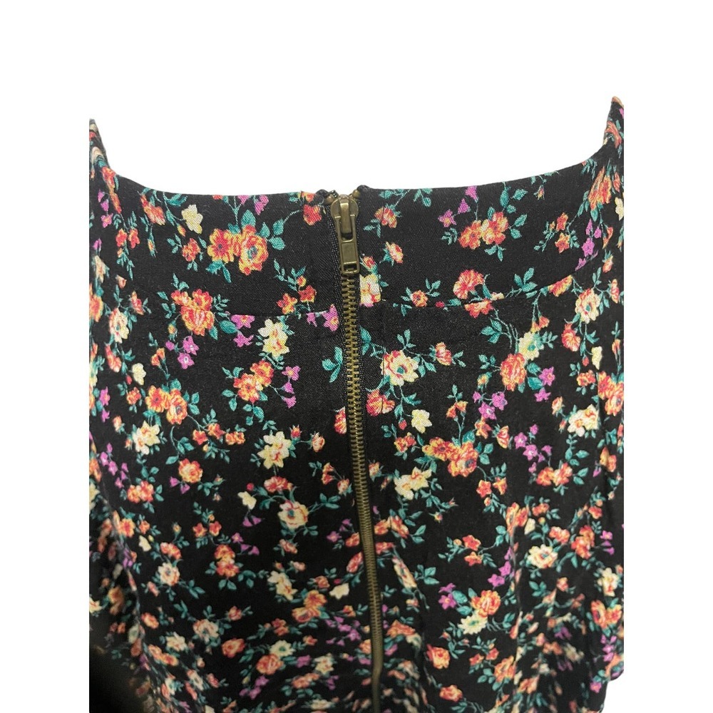 FOREVER 21 Floral A-line miniskirt perfect 4 Taylor Swift show! - Picture 3 of 8